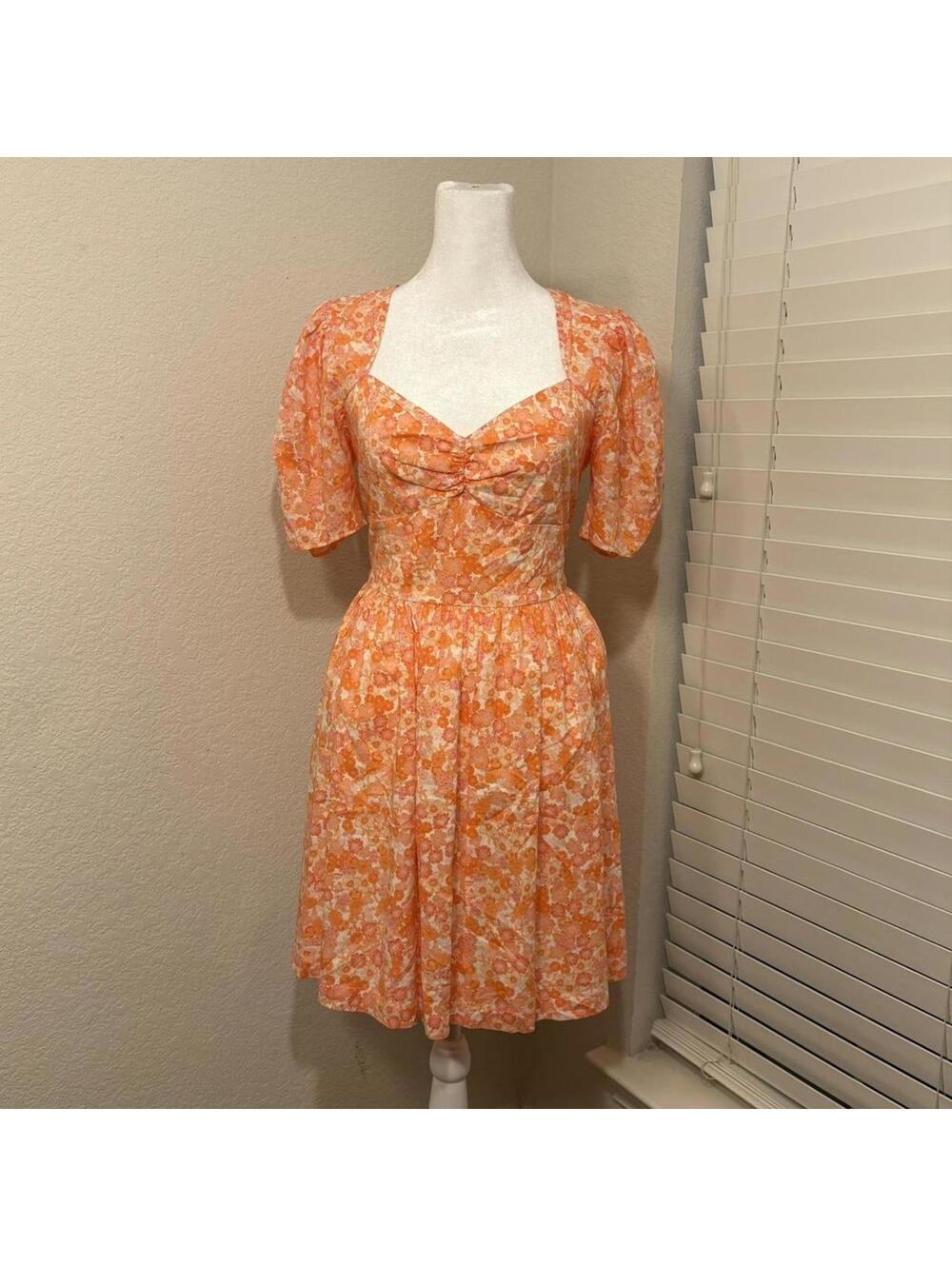 BP Size S cottagecore orange puff sleeve sweetheart neckline floral minidress